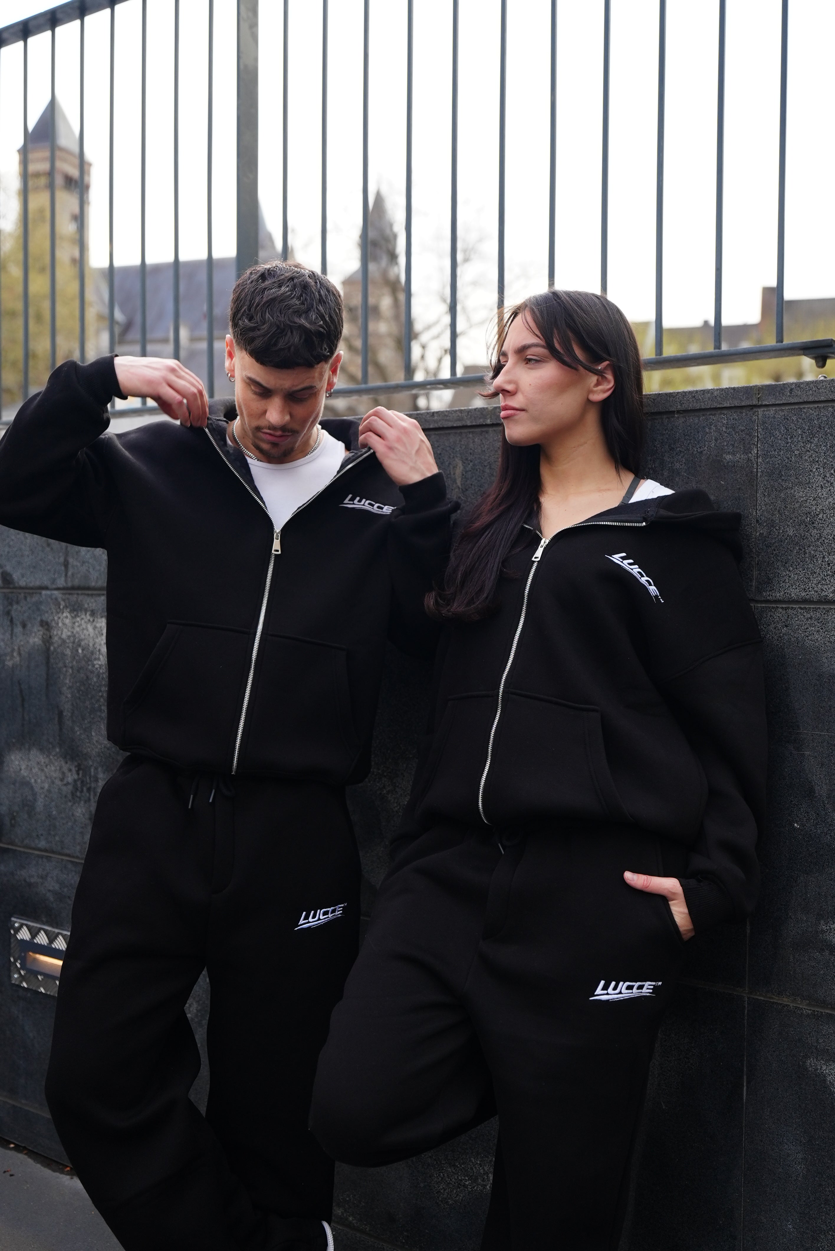 ONYX BLACK SHADOW ZIP